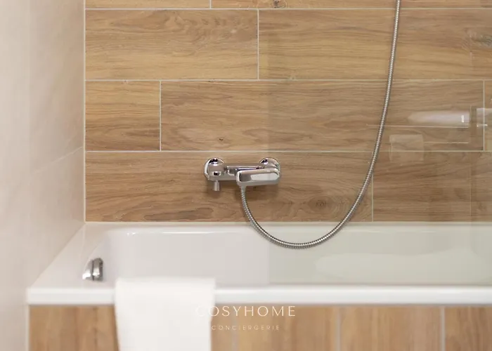 Le Rought L Moubra L Parking L By Cosyhome * 크란스몬타나